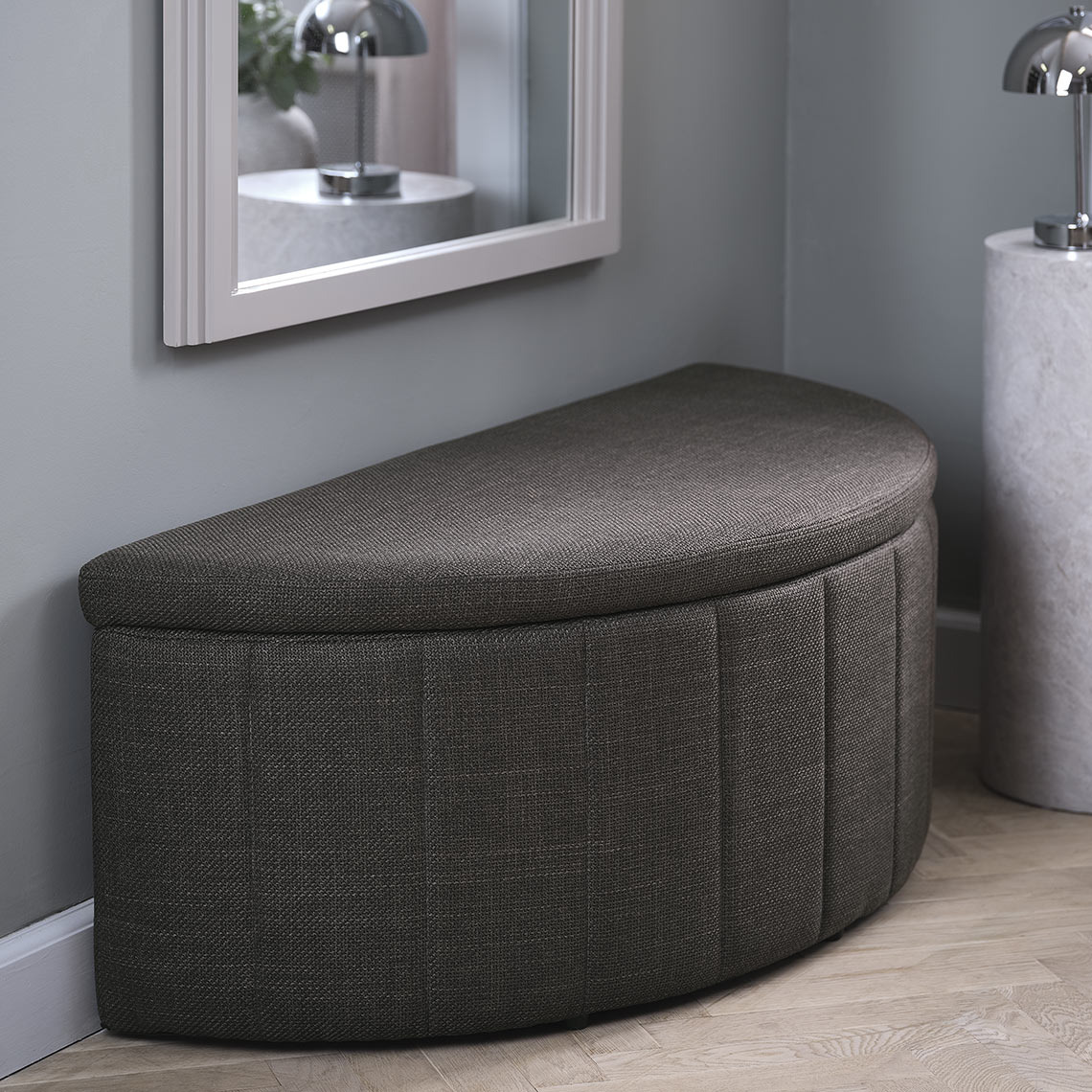 Ławka do przedpokoju w ciemnym  kolorze