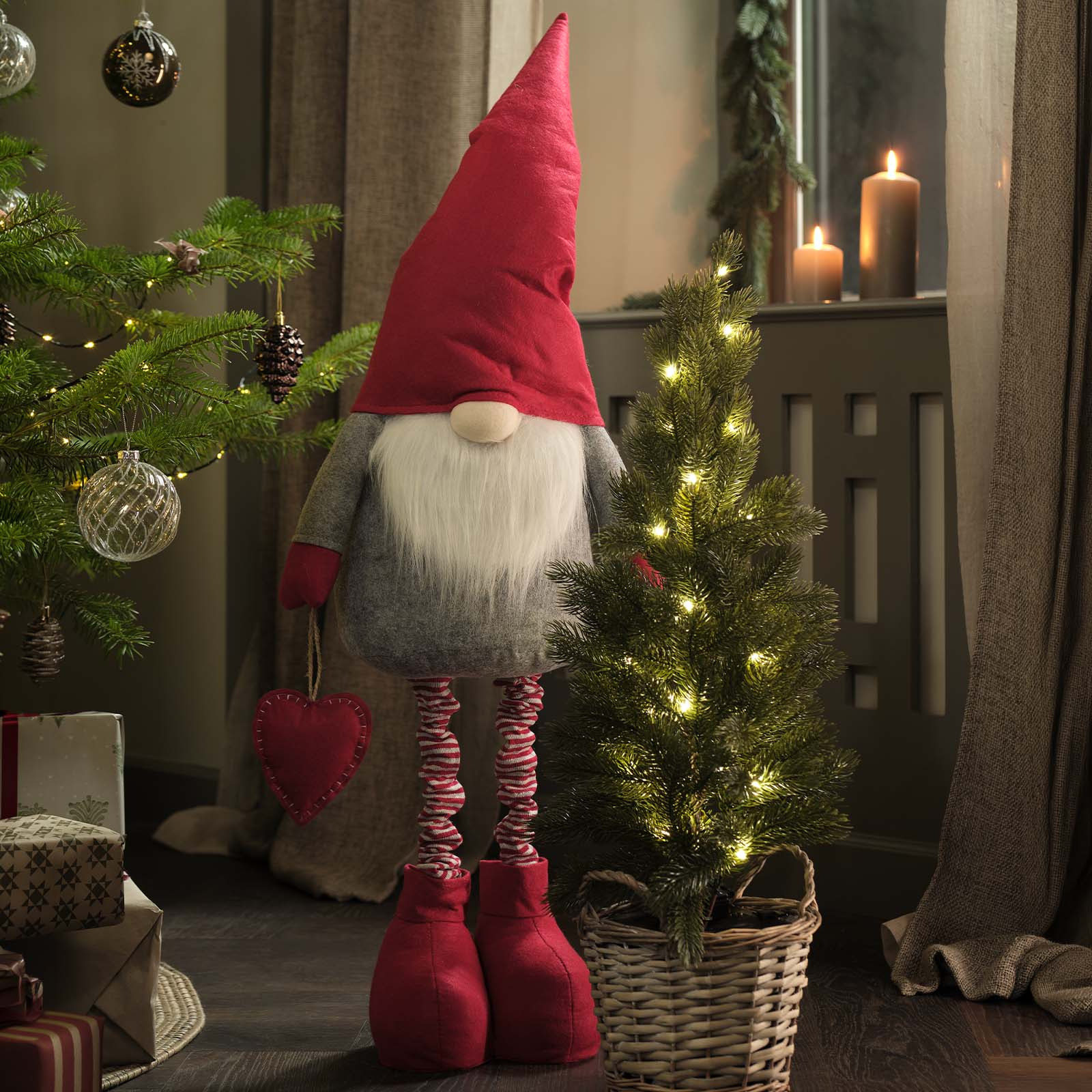 Wysoki elf bożonarodzeniowy z regulowanymi nogami