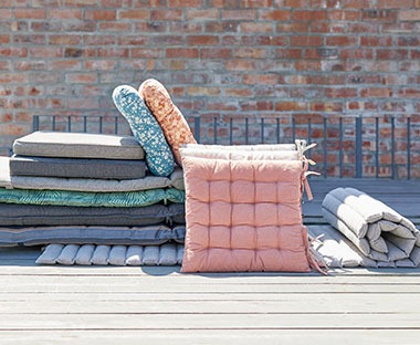 Poduszki Ogrodowe Duzy Wybor Niskie Ceny Kupuj Na Jysk Pl